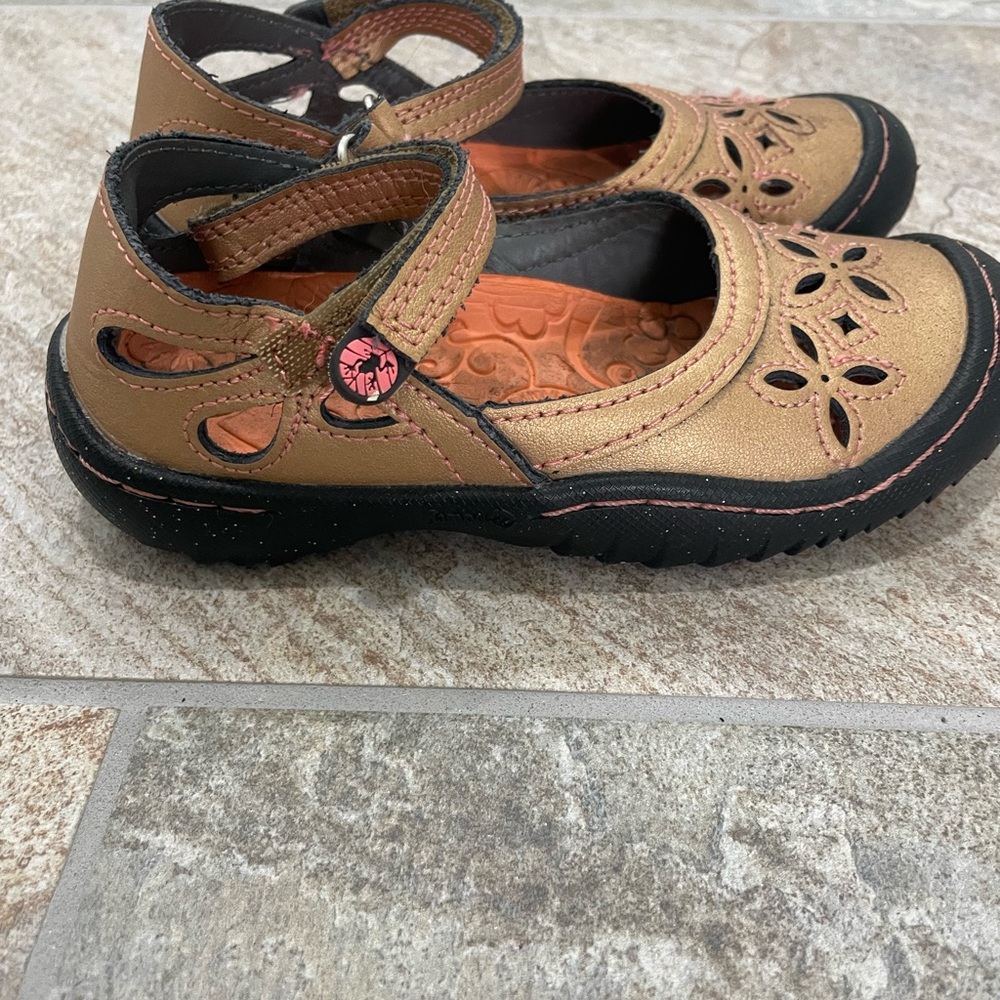 Jambu Kid Girls size 10M - Picture 2 of 5